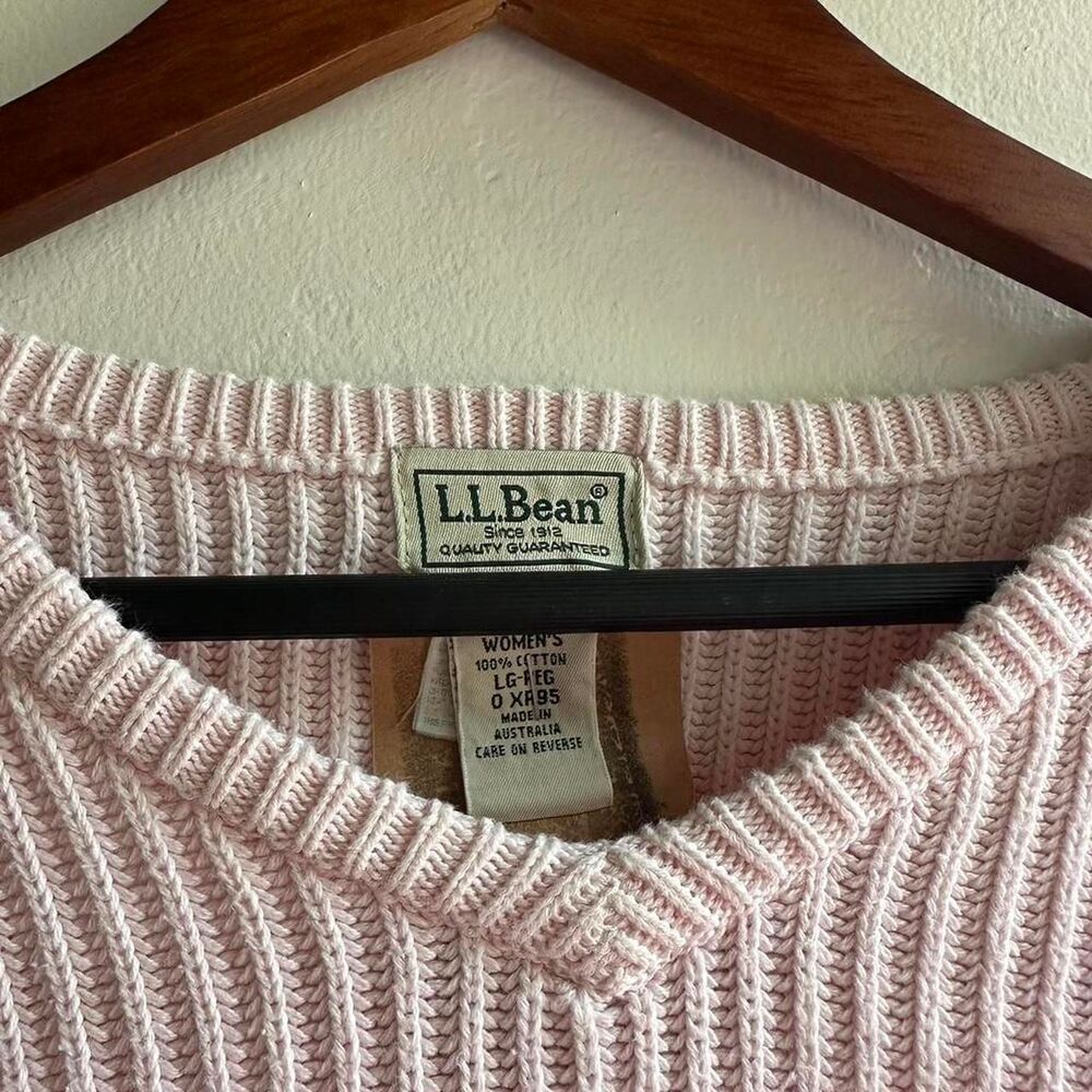 Llbean Women's Pink Jumper - Picture 2 of 3